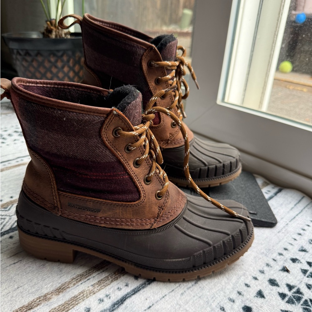 Kamik Brown and Burgundy Outdoor Boots